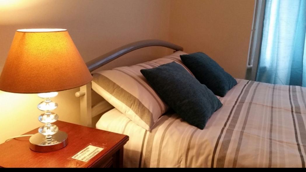 Cozy Haven Grafton Hotel Bedford Exterior foto